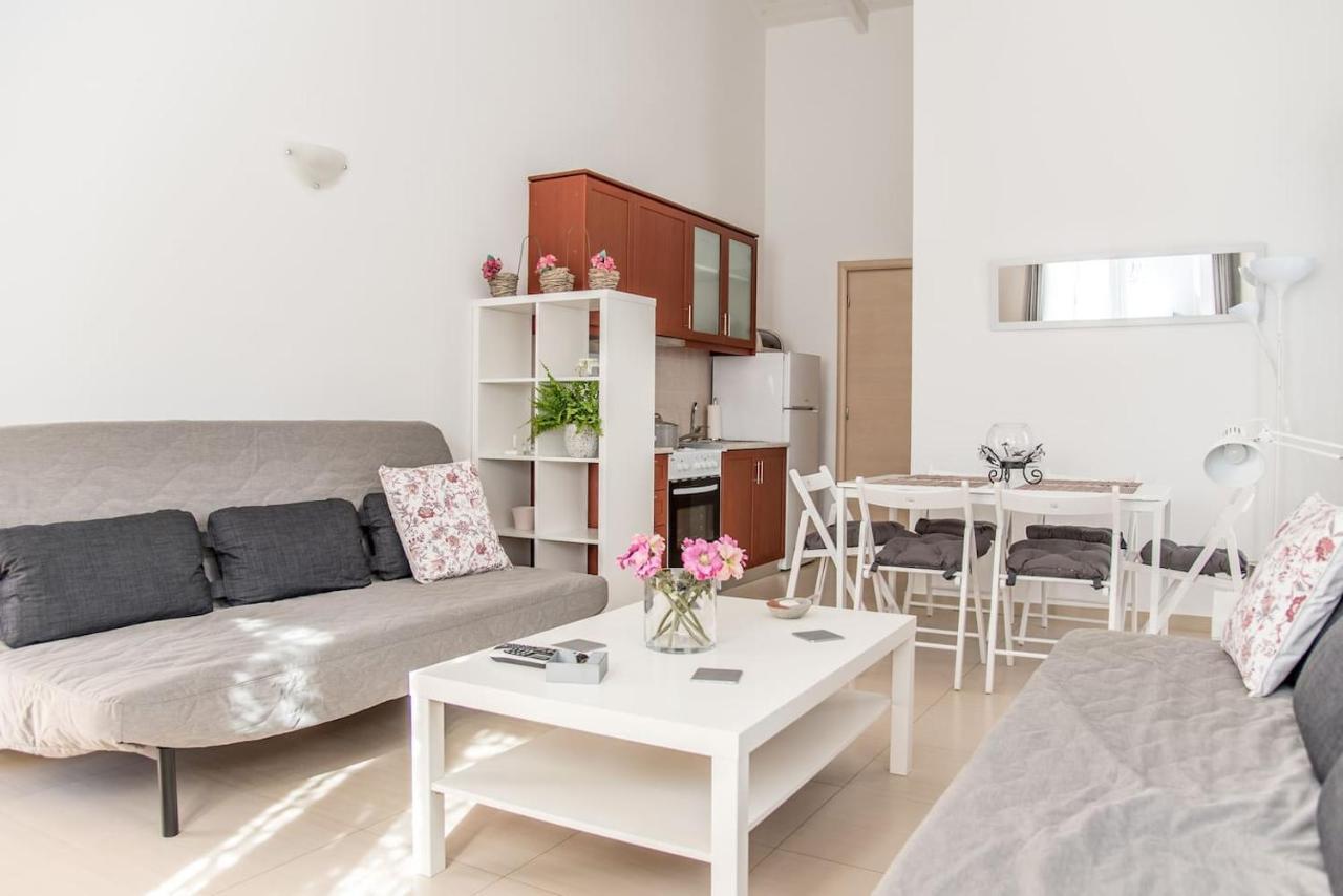 Nikis Apartment Ханья Экстерьер фото